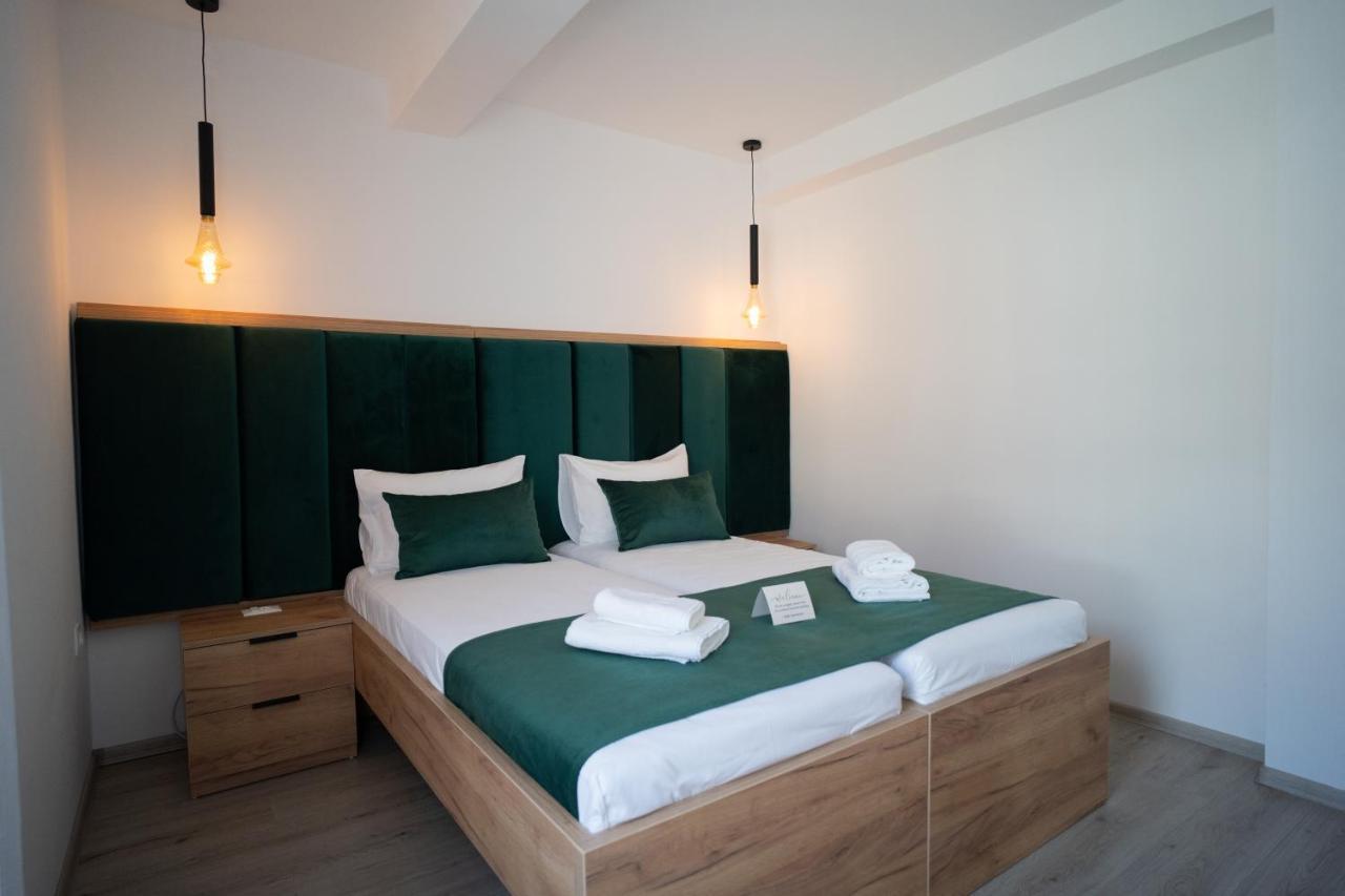 Apartments And Rooms Smile Mostar Esterno foto